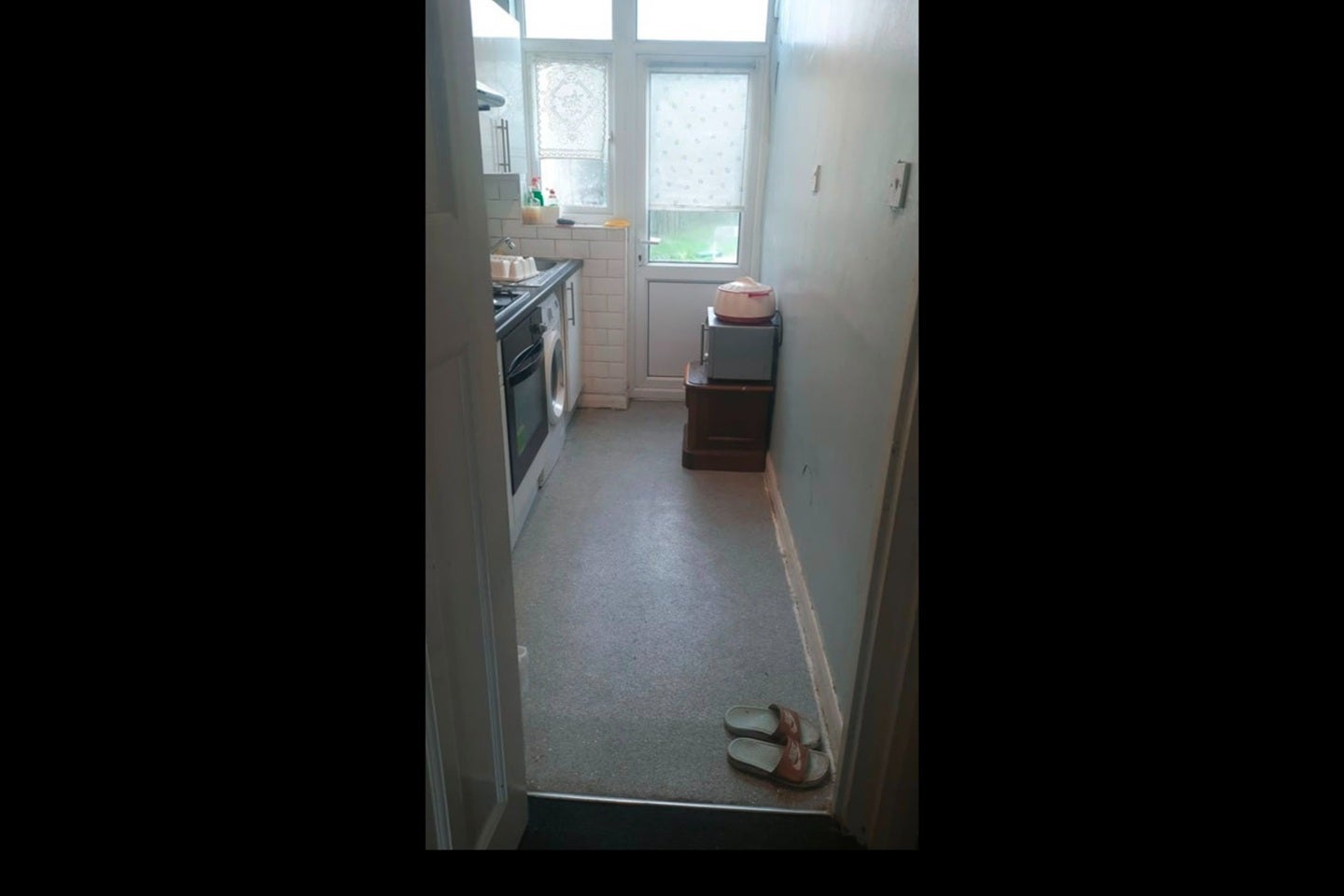 Room White Horse Road in Greater London