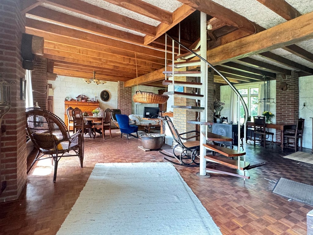 Vrijstaande woning te koop: Weijereind 1, Reusel