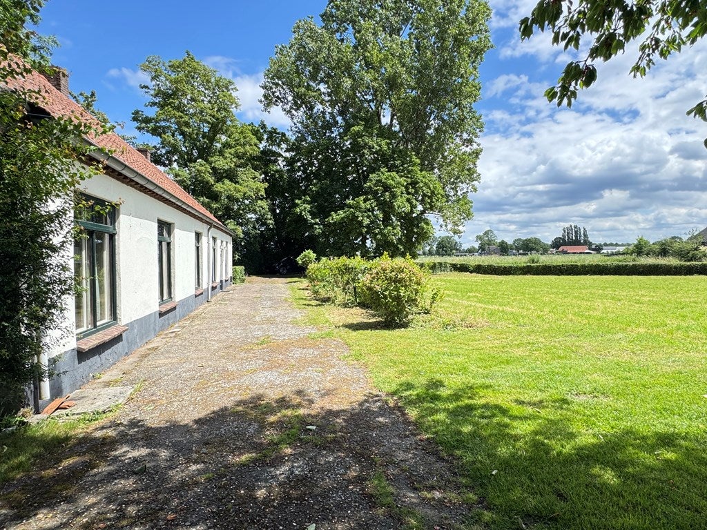 Vrijstaande woning te koop: Weijereind 1, Reusel