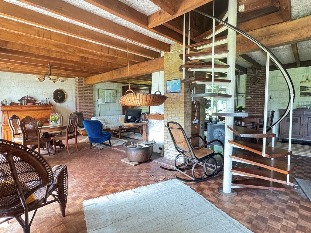 Vrijstaande woning te koop: Weijereind 1, Reusel
