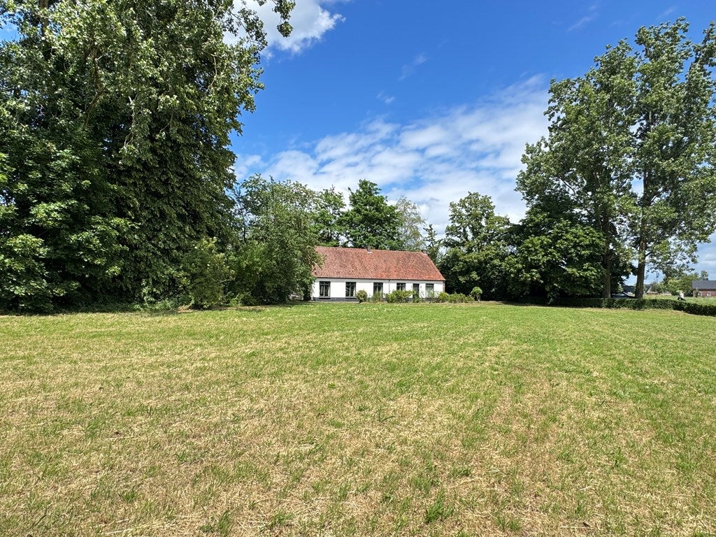 Vrijstaande woning te koop: Weijereind 1, Reusel