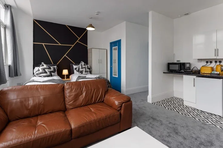 Room Borough Road in Middlesbrough