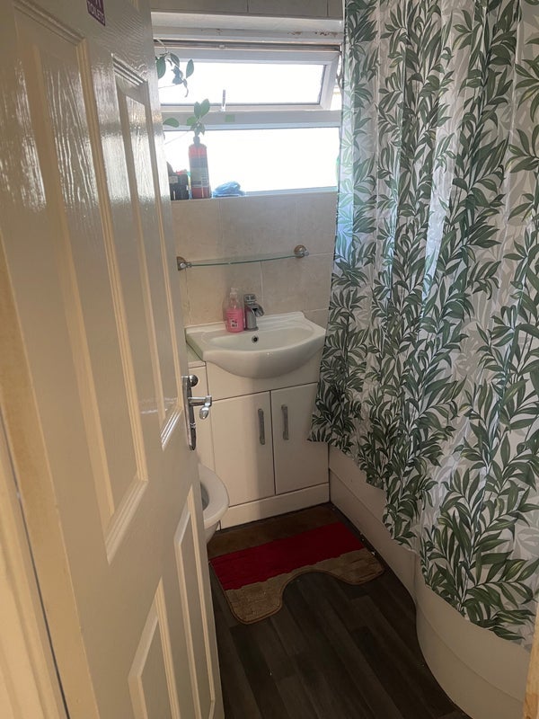 Room Bridgecote in Coventry