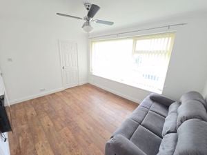 Flat Lesbury Avenue in Stakeford