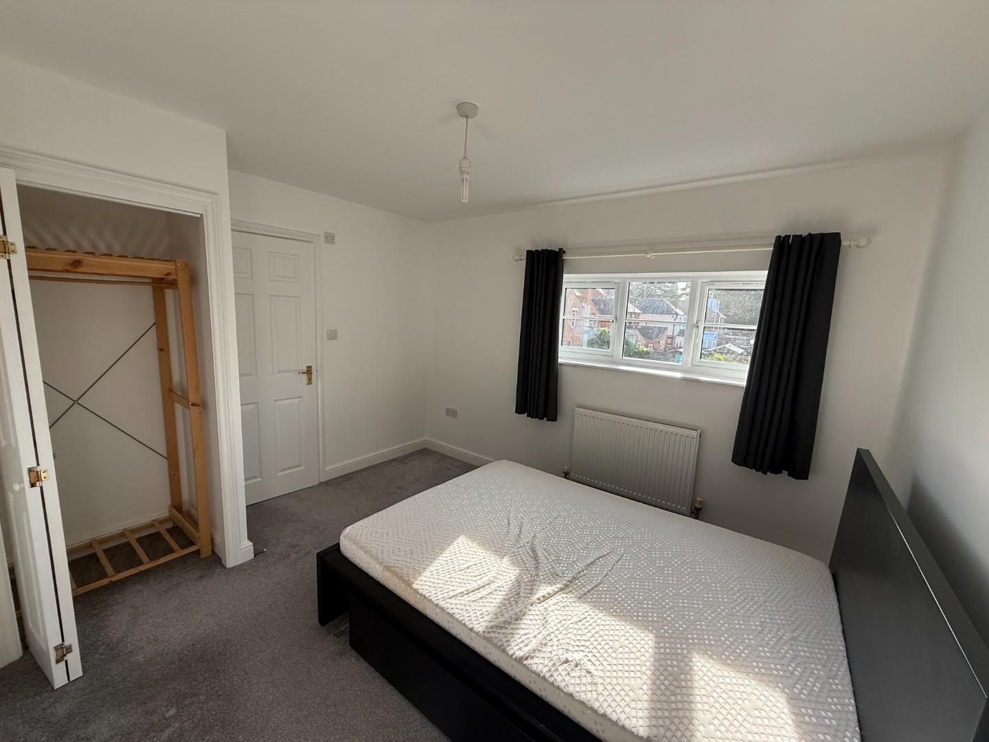 Flat Wooton Court in Milton Keynes