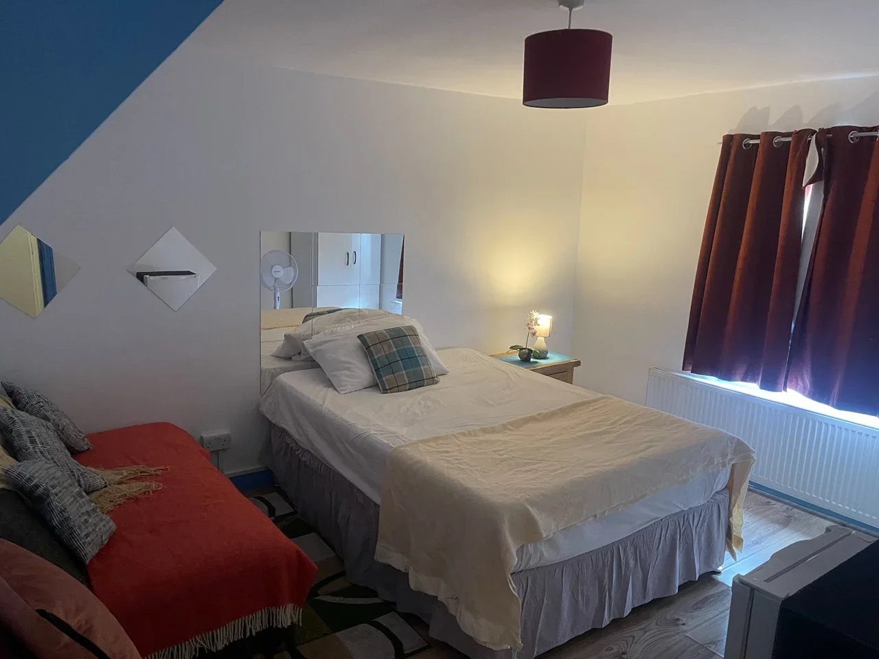 Flat Salusbury Road in Greater London