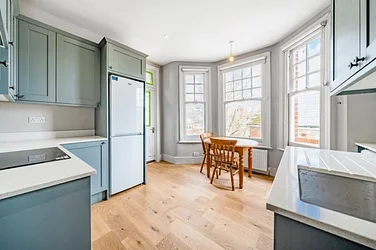 Flat Princes Lane in Greater London