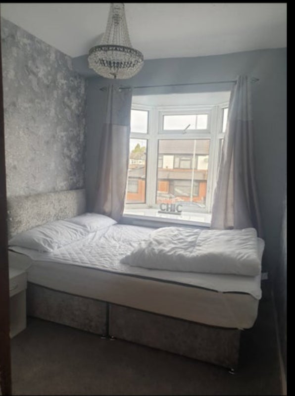 Room Mauldeth Road in Manchester