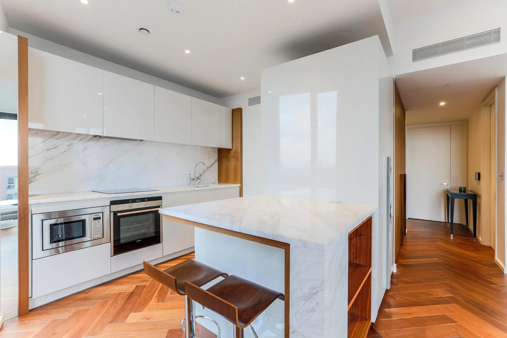 Flat New Mill Road in Greater London