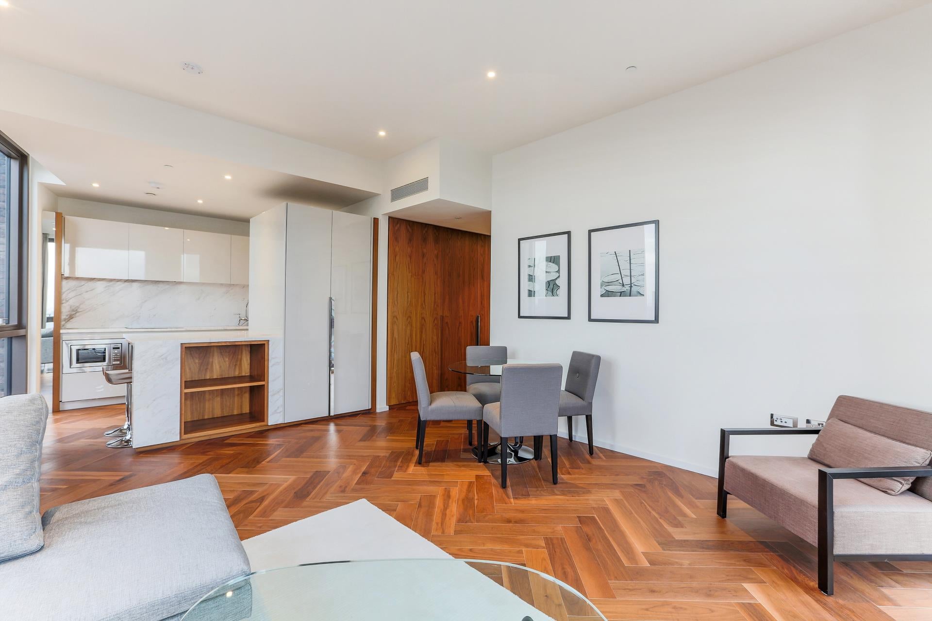 Flat New Mill Road in Greater London
