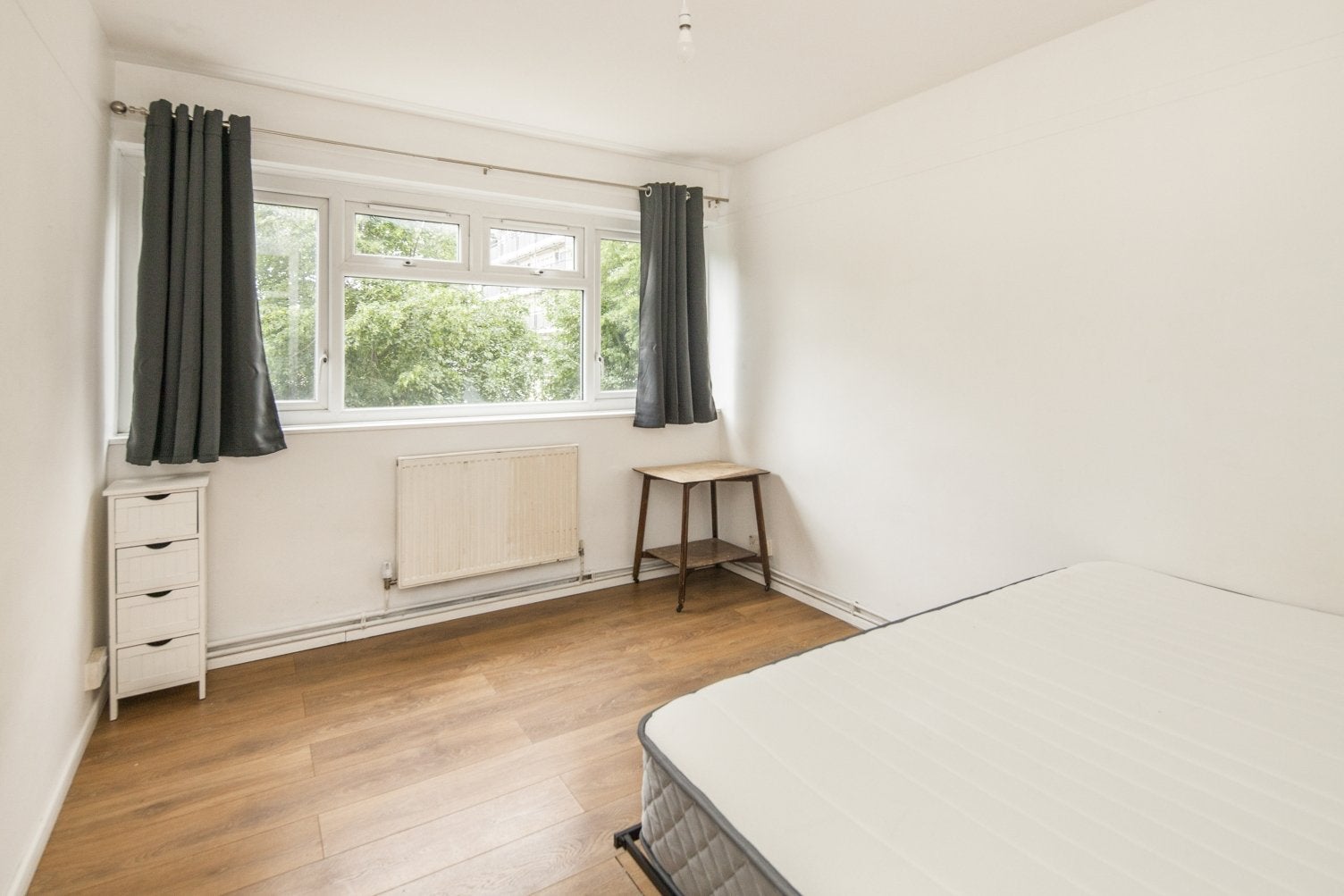 Flat Southampton Way in Greater London