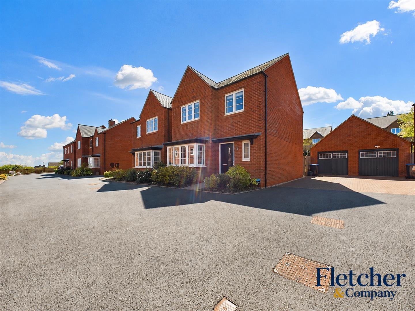 House George Elliott Close in Uttoxeter