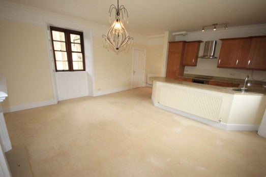 Flat Furlong Close in Stafford