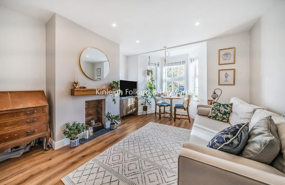 Flat Westway Close in Greater London