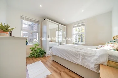 Flat Westway Close in Greater London
