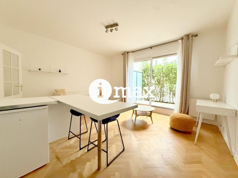 Appartement Avenue Sainte-Foy à Neuilly-sur-Seine