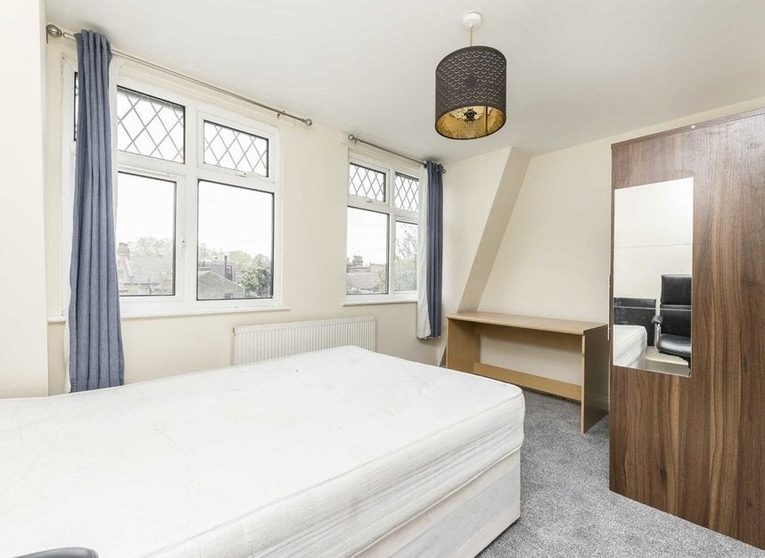 Flat Glenroy Street in Greater London