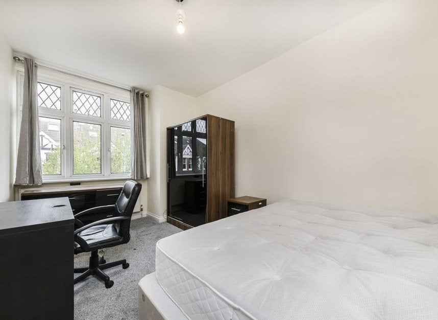 Flat Glenroy Street in Greater London