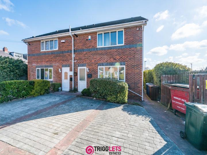 Flat Edwins Close in Barnsley