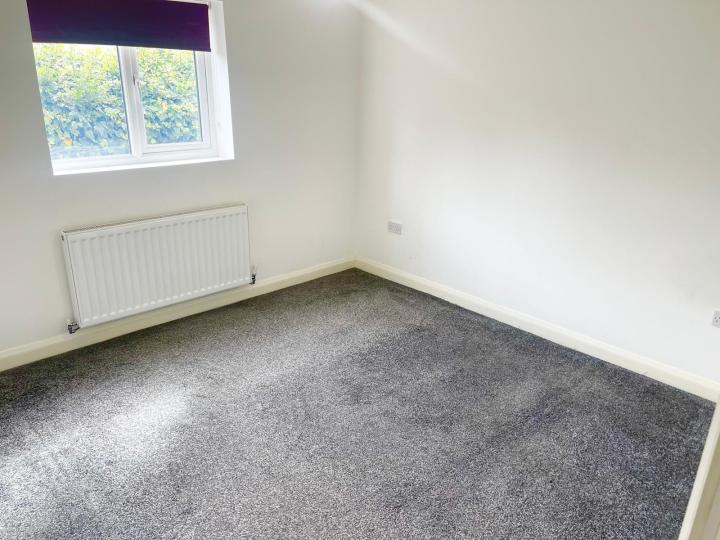 Flat Edwins Close in Barnsley