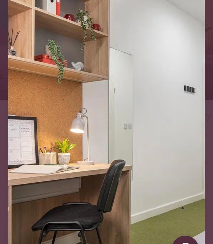 Room Cliveland Street in Birmingham