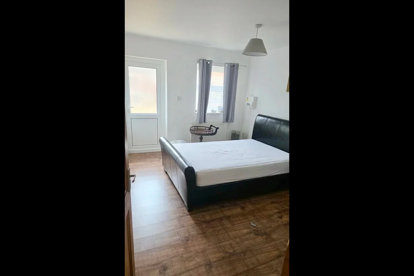 Room Villiers Road in Greater London