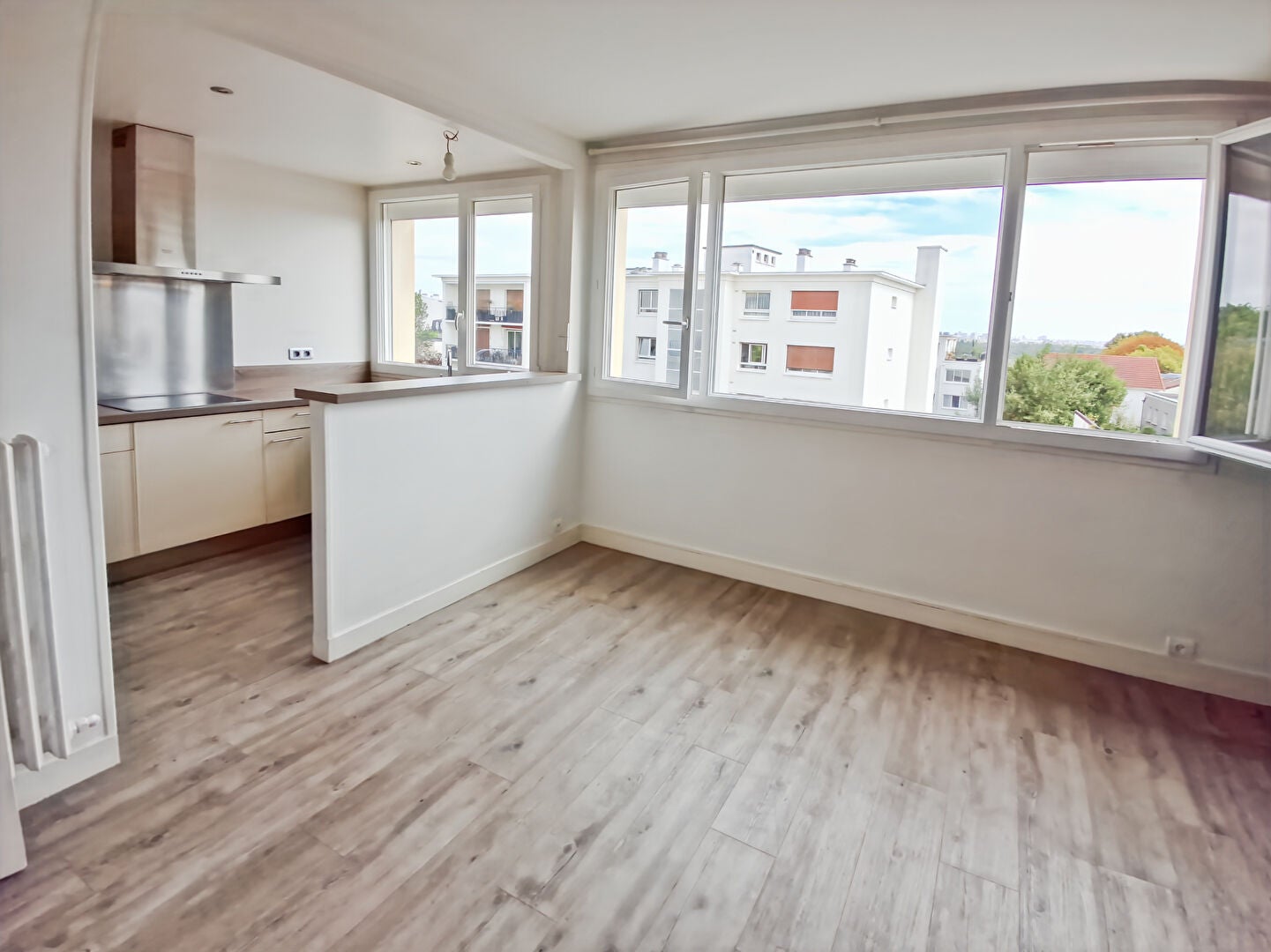 Appartement Boulevard du Maréchal de Lattre de Tassigny à Suresnes