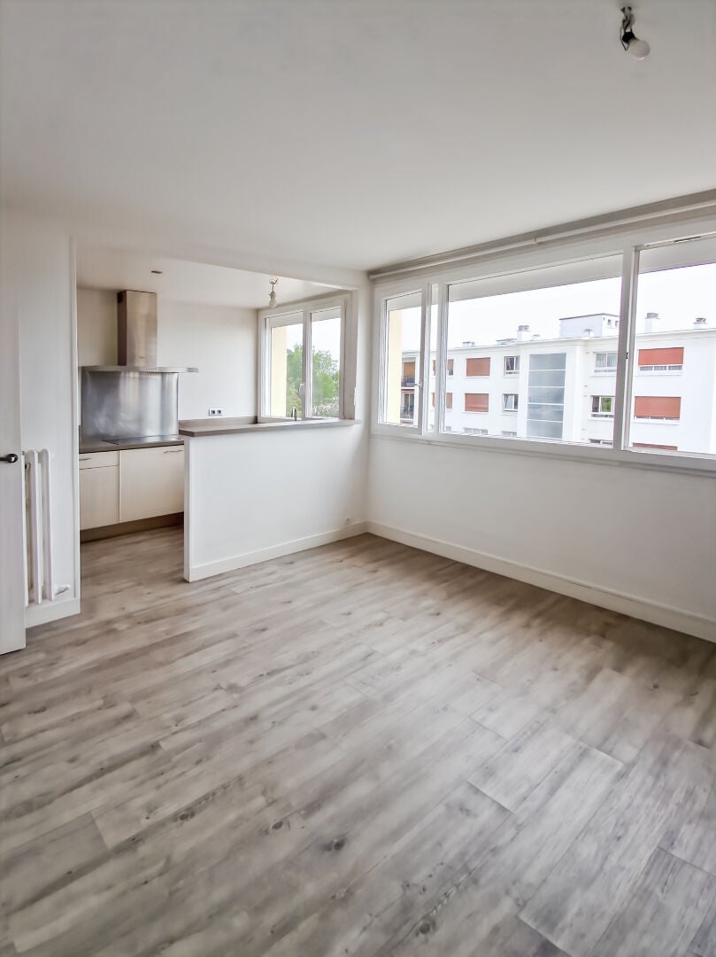 Appartement Boulevard du Maréchal de Lattre de Tassigny à Suresnes
