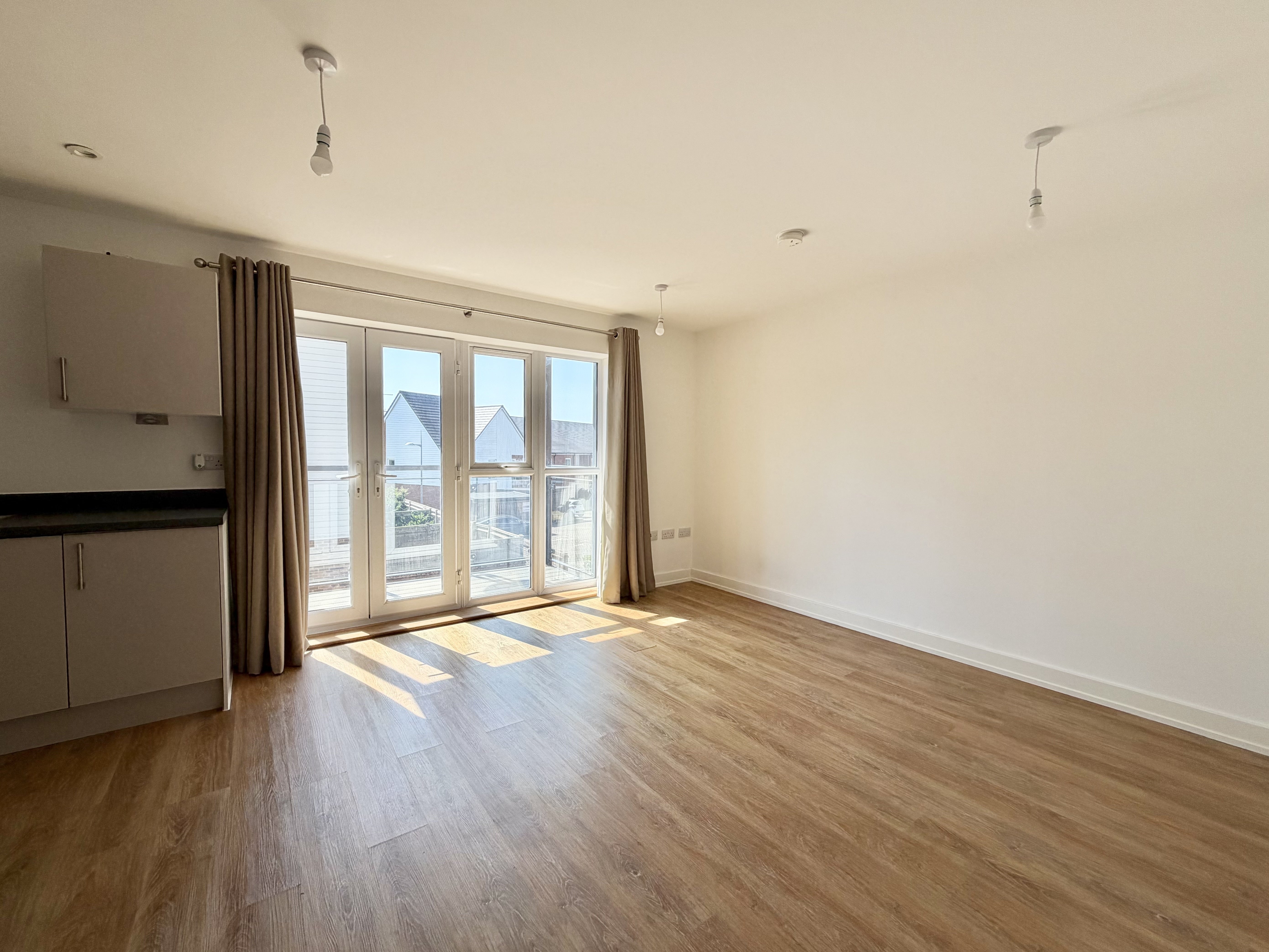 Flat Holmbush Mews in Horsham