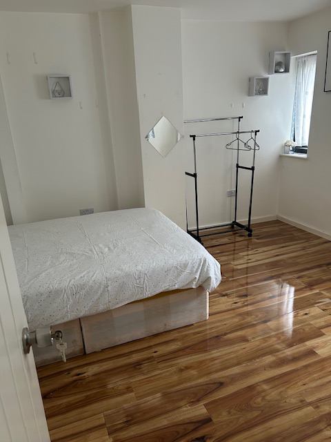 Room Thriffwood in Greater London