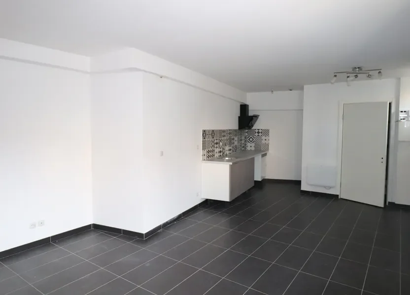 Chambre Rue Jules Ferry à Pont-de-Chéruy