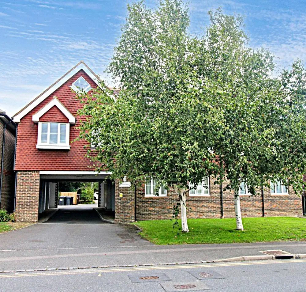 Flat Whitehill Road in Wealden