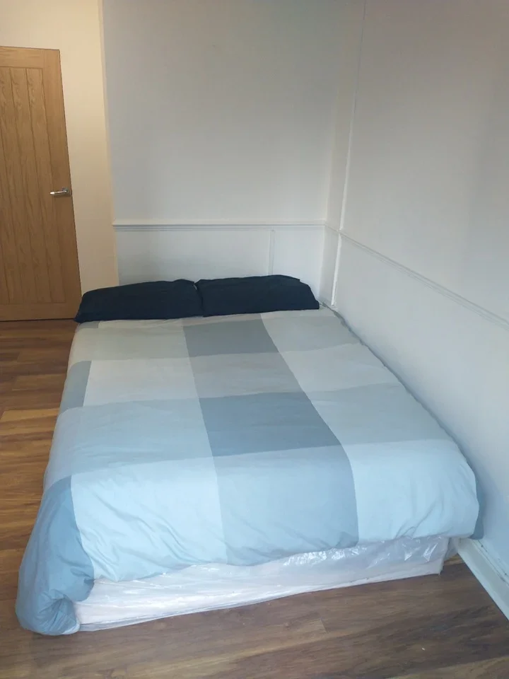 Room Bromley High Street in Greater London