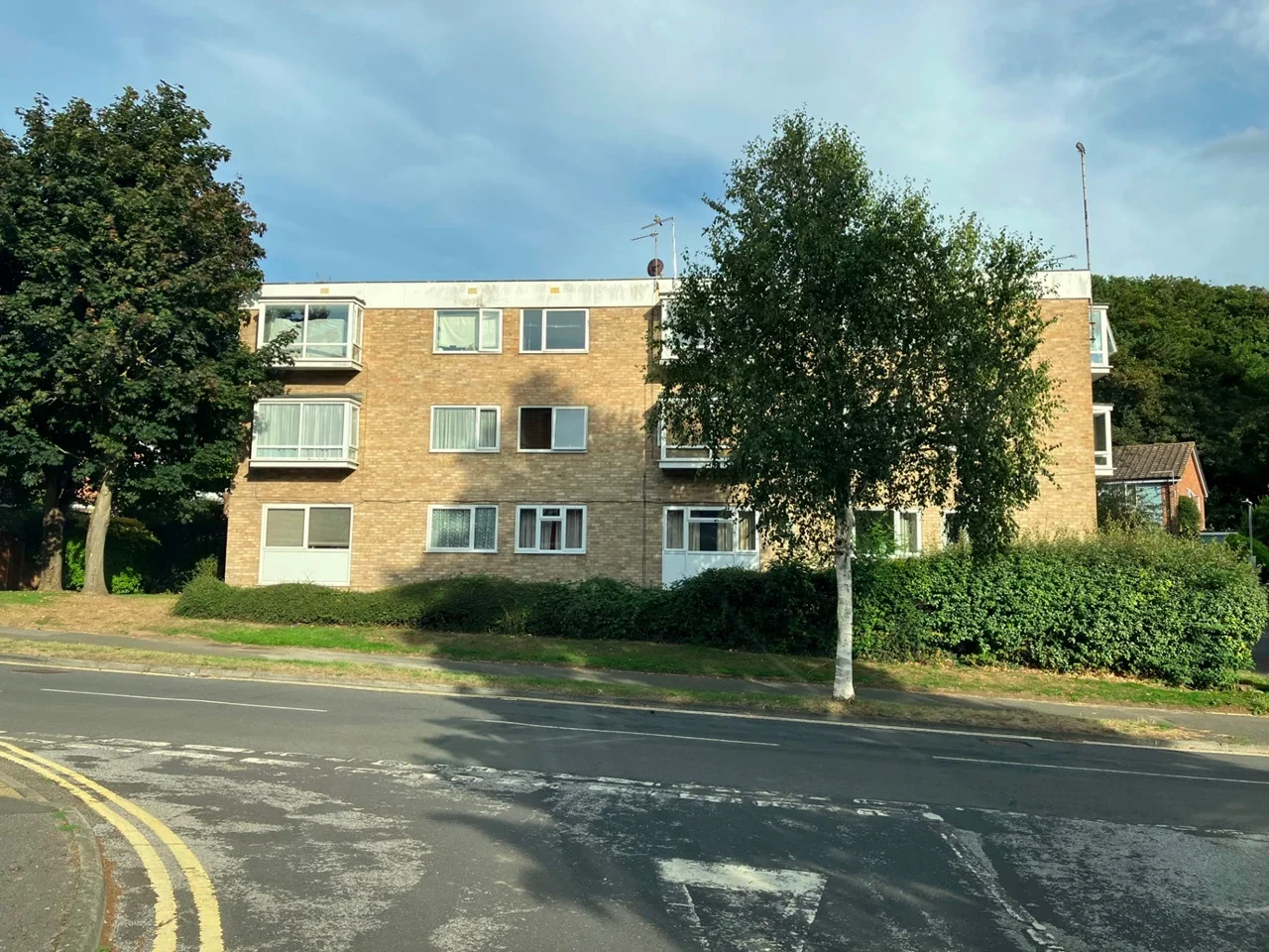 Flat St. Pauls Way in Folkestone and Hythe District
