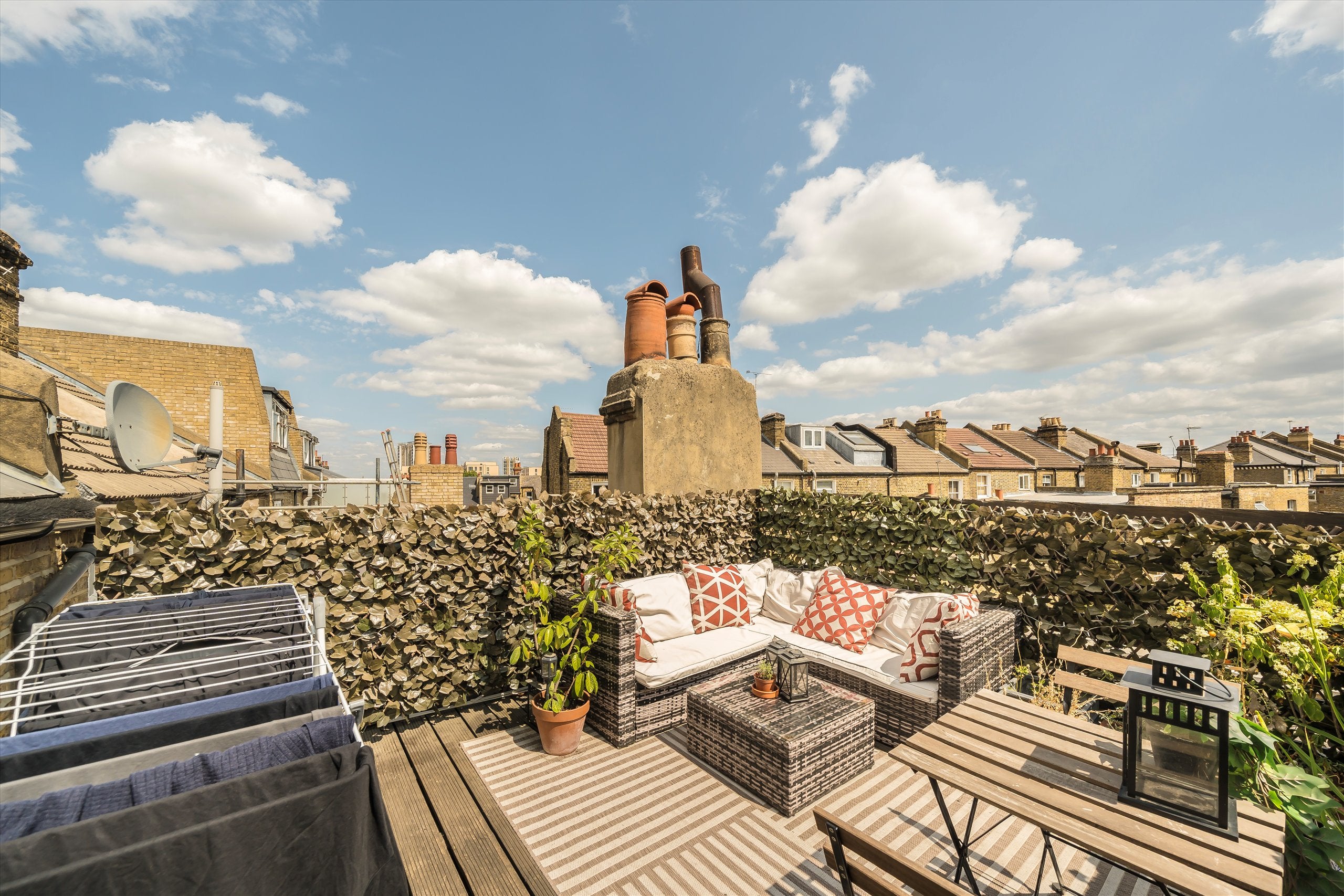 Flat Tregothnan Road in Greater London