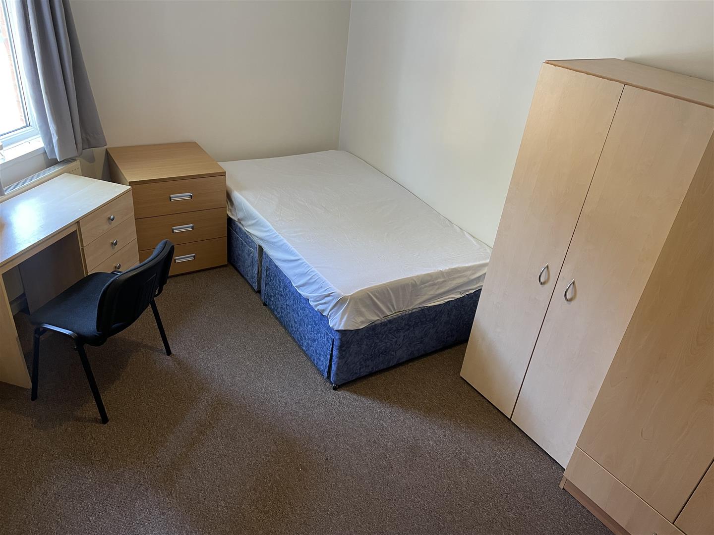 Room Elmsley Street in Preston