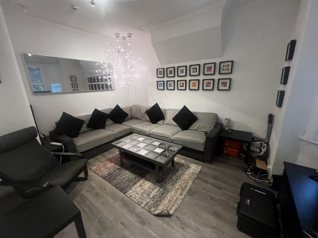 Flat Delph Lane in Leeds