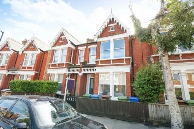 Flat Tintagel Crescent in Greater London