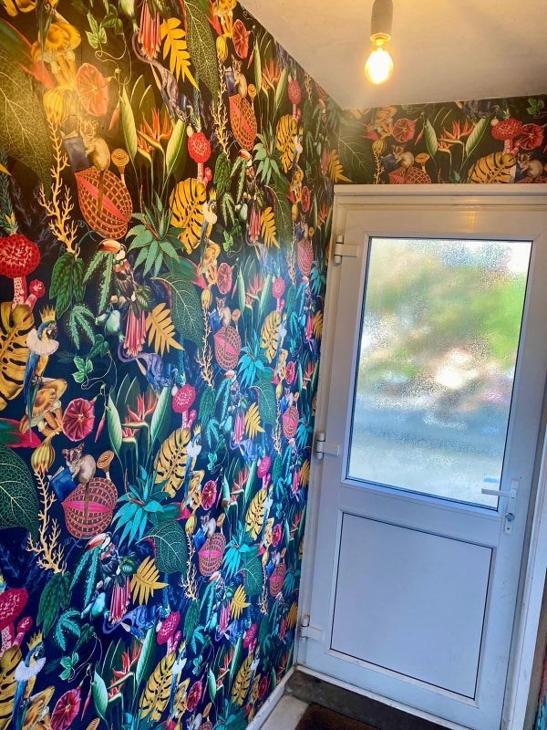 Room Charfield Road in Bristol
