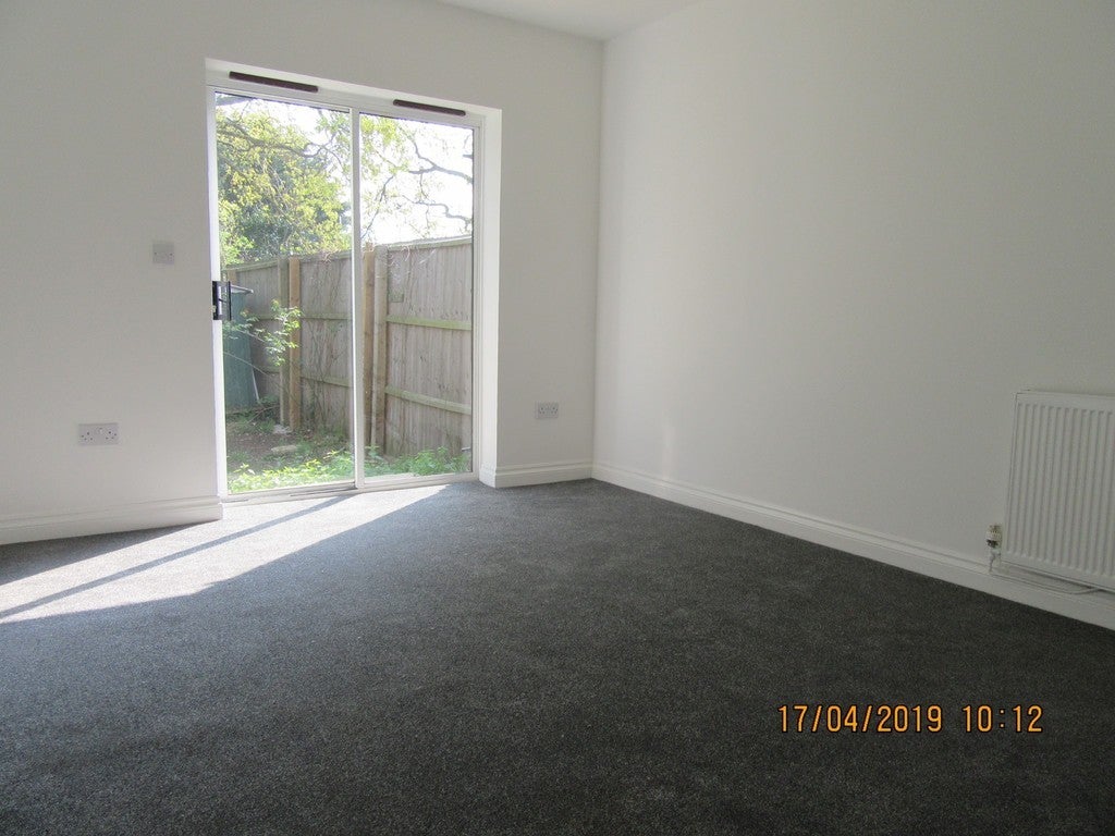 House Corran Way in South Ockendon