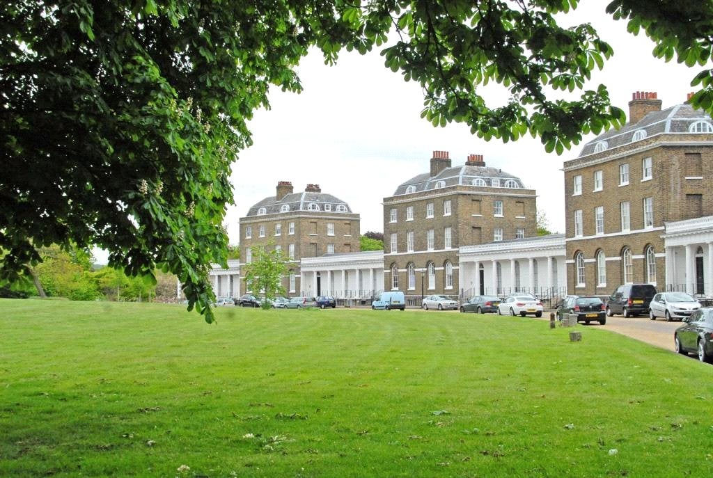 Flat The Paragon in Greater London