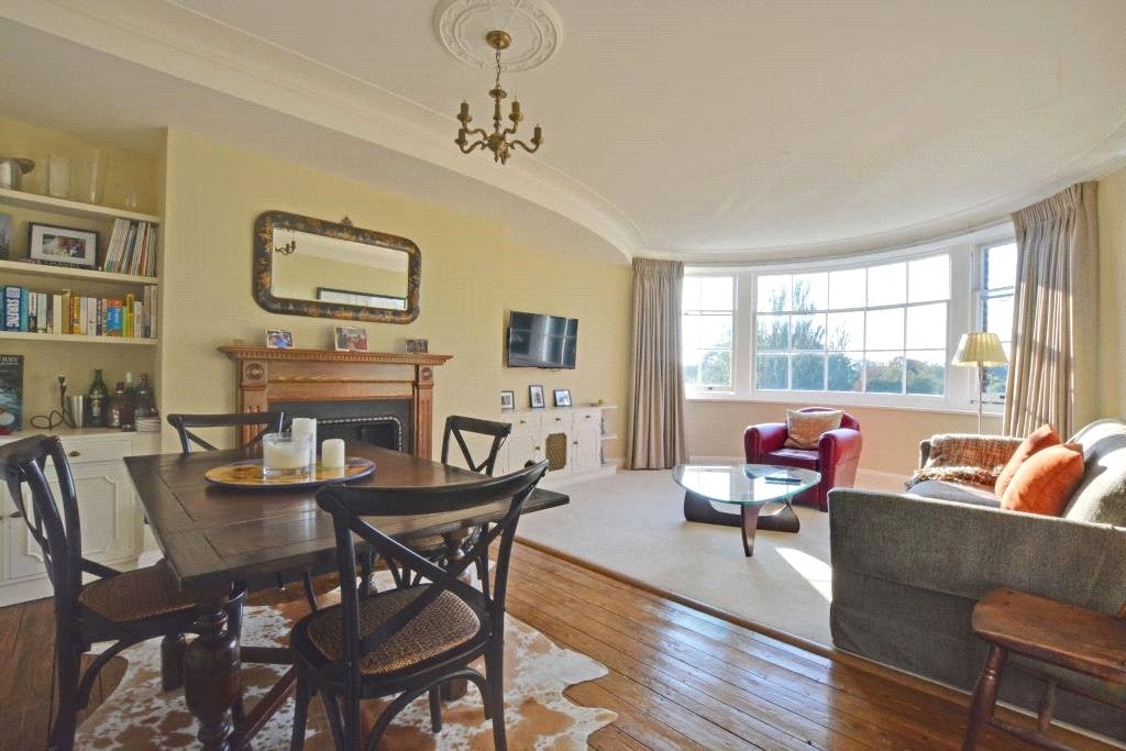 Flat The Paragon in Greater London