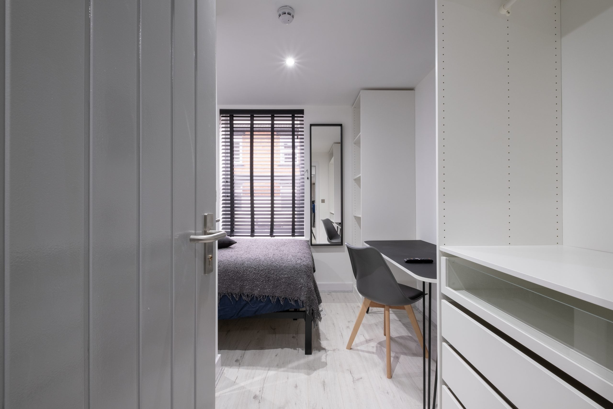 Room Portland Street in Lincoln