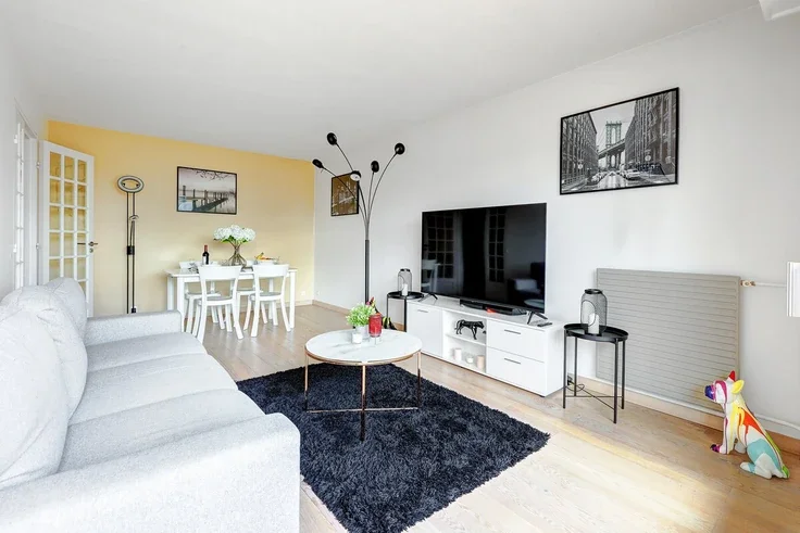 Flat Rue Carle Hébert in Courbevoie