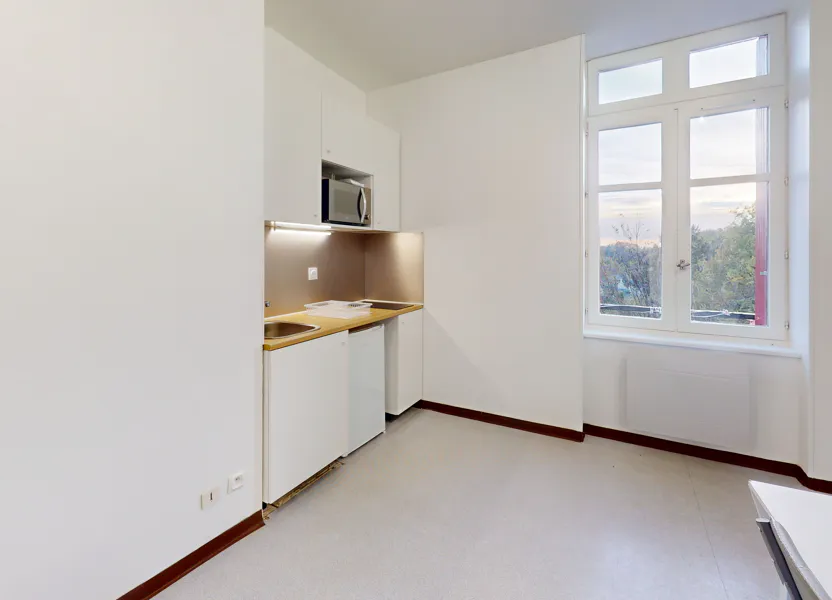 Flat Route de Florac in Comps-la-Grand-Ville