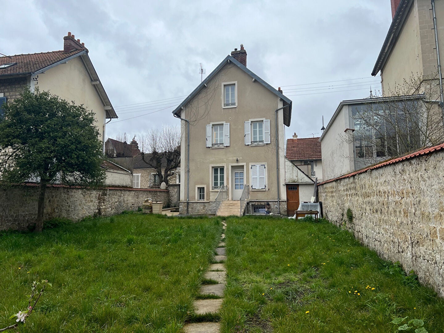 House Avenue des Bonshommes in L'Isle-Adam