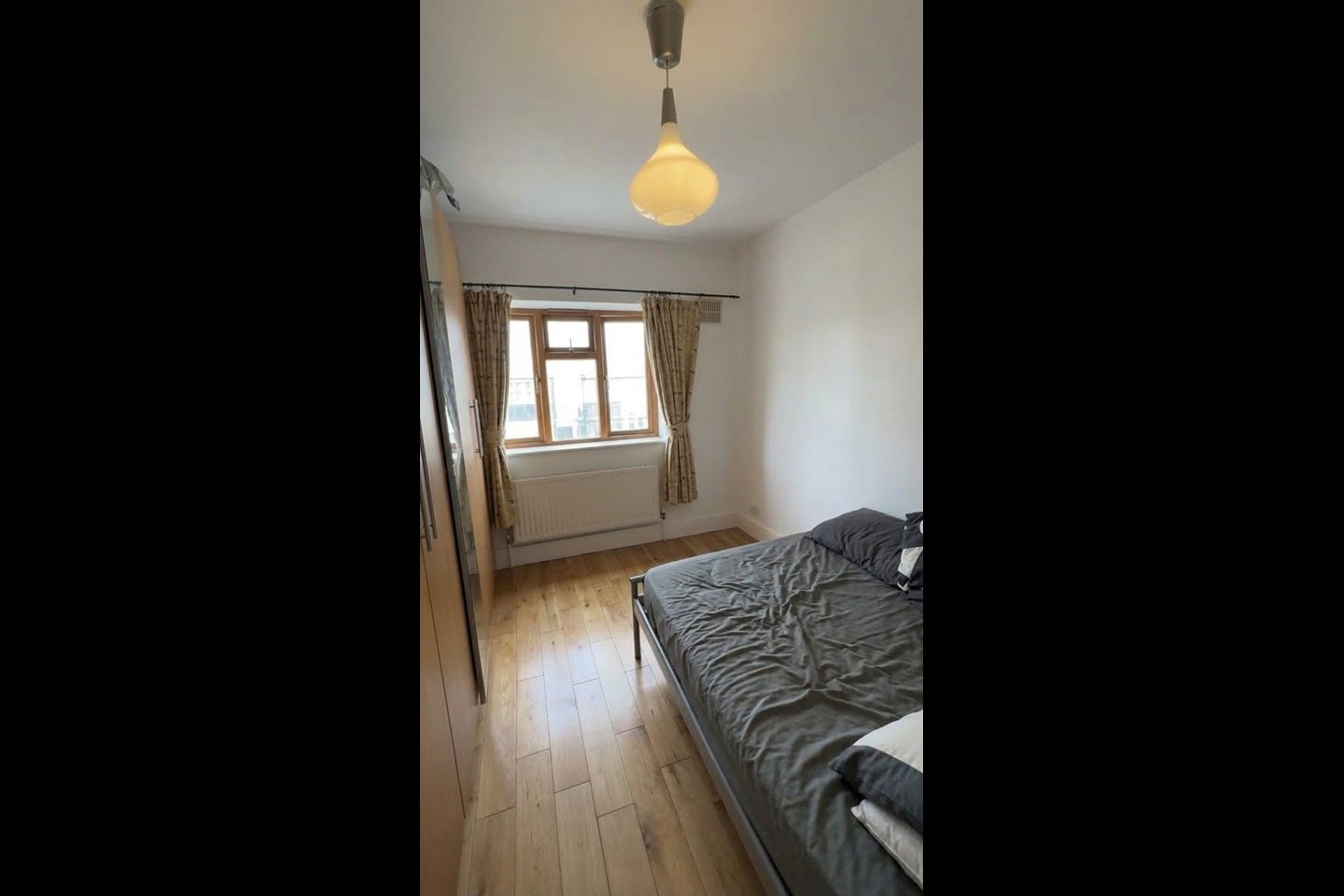 Room Dover Street in City of Westminster