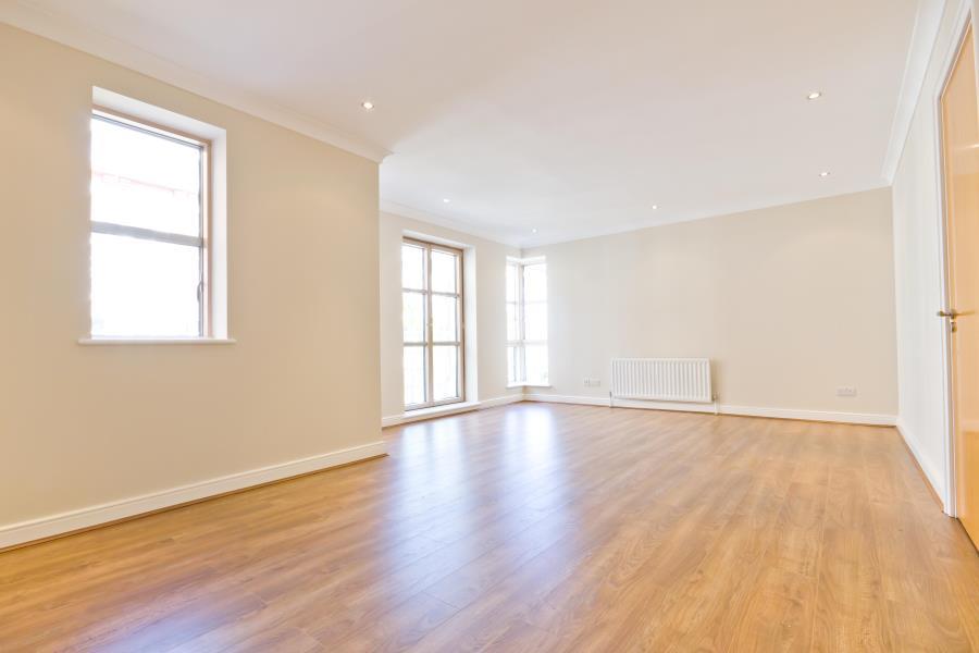 Flat King Henry's Reach in Greater London