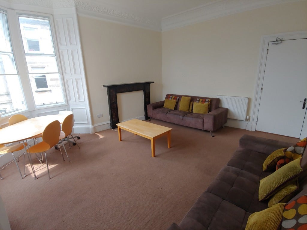 Flat Bruntsfield Place in City of Edinburgh