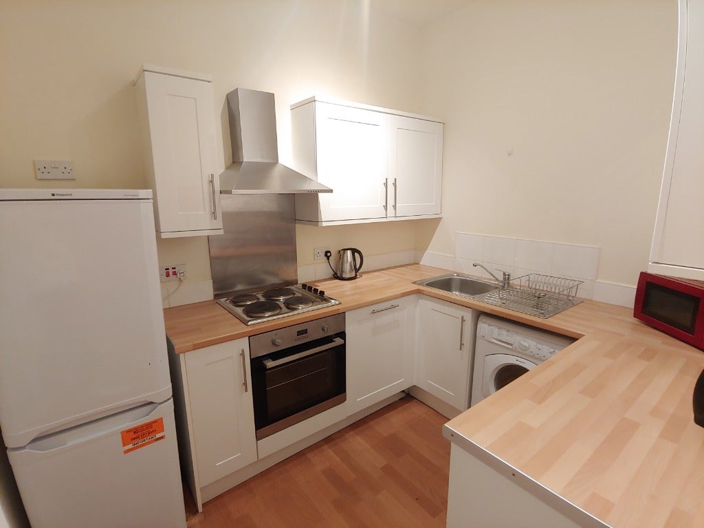 Flat Bruntsfield Place in City of Edinburgh
